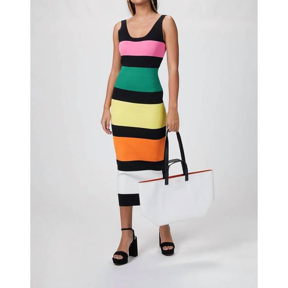 NEW IN THE MOOD FOR LOVE caroline bk sunglasses with chain in black - Picture 4 of 6